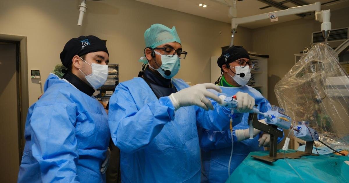 Kateter laboratuvarında TEER cihazı ile canlı vaka